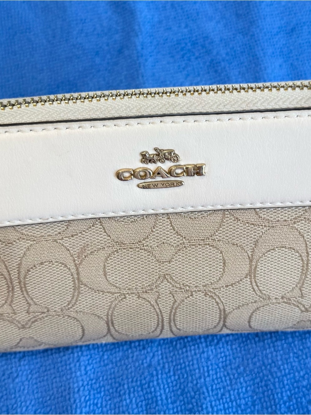 COACH Wallet - Authentic! - Picture 3 of 11
